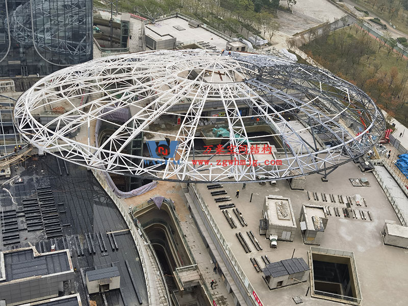 明宇廣場6號地塊商業(萬達廣場)改造項目鋼膜結構ETFE蓋頂天幕工程火熱施工中 明宇廣場6號地塊商業(萬達廣場)改造項目鋼膜結構ETFE蓋頂天幕工程火熱施工中