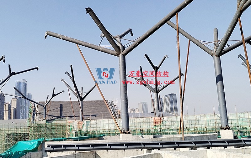 合肥文一塘溪津門天幕鋼結(jié)構(gòu)及ETFE氣枕膜工程施工進度 合肥文一塘溪津門天幕鋼結(jié)構(gòu)及ETFE氣枕膜工程施工進度