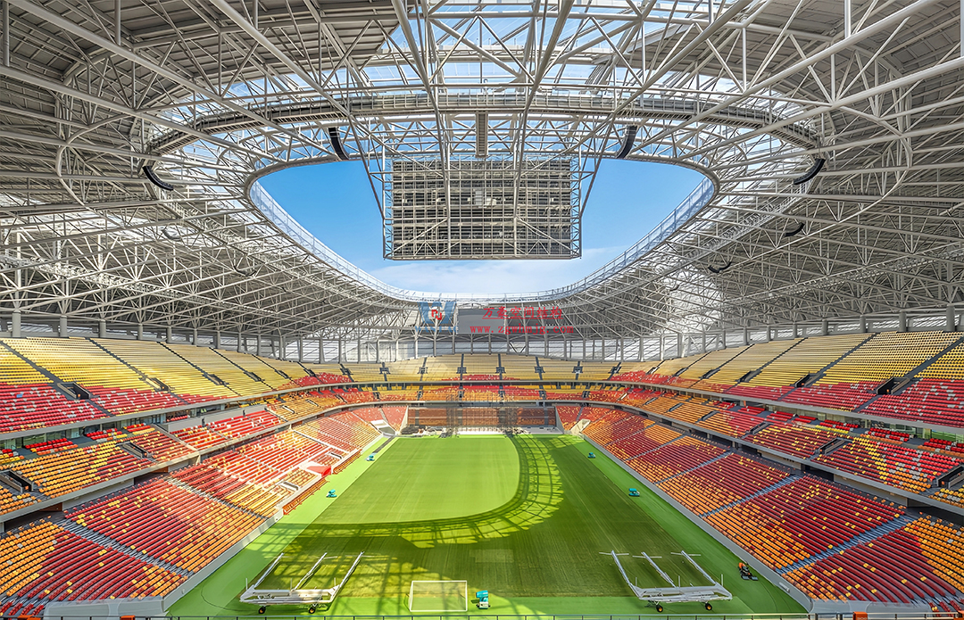 2026 中超球場巡禮?重慶篇｜身披 ETFE「科技薄紗」，龍興足球場點亮山城足球新未來！