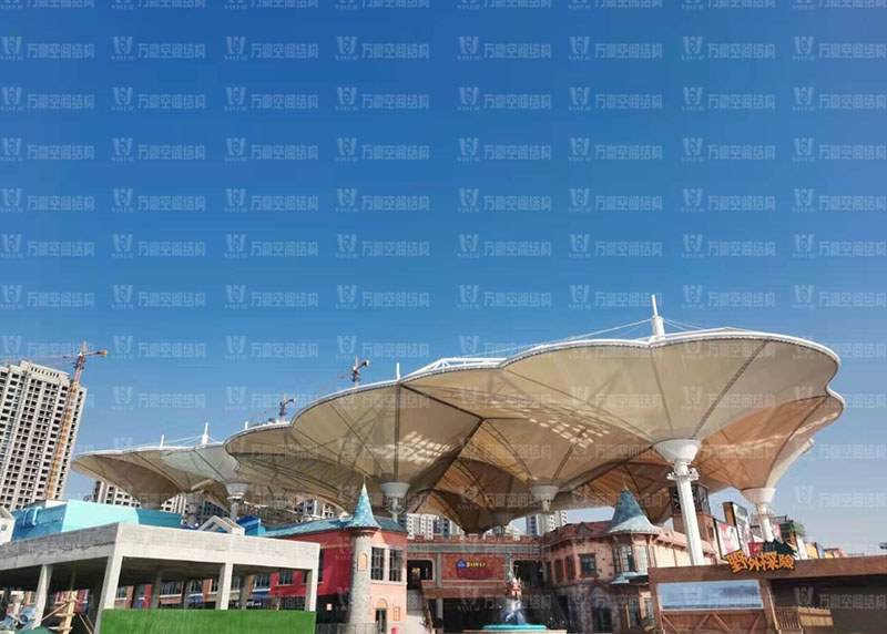 PTFE膜結構建筑材料由什么組成？PTFE膜結構材料有哪些特性？
