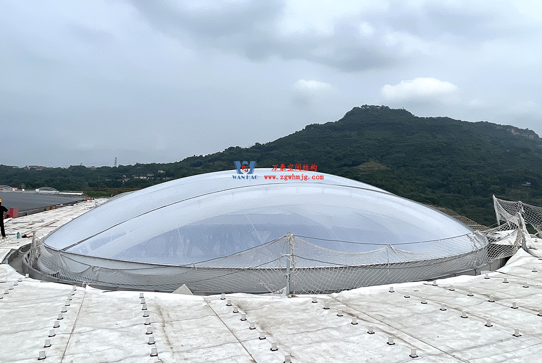 提檔提速，ETFE氣枕膜結構天窗正在火熱施工安裝中